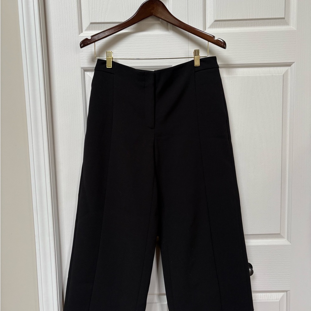 White House Black Market Black Cropped Pants